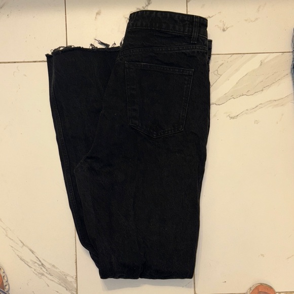 Zara Denim - Zara Women's Straight Leg Dark Jeans